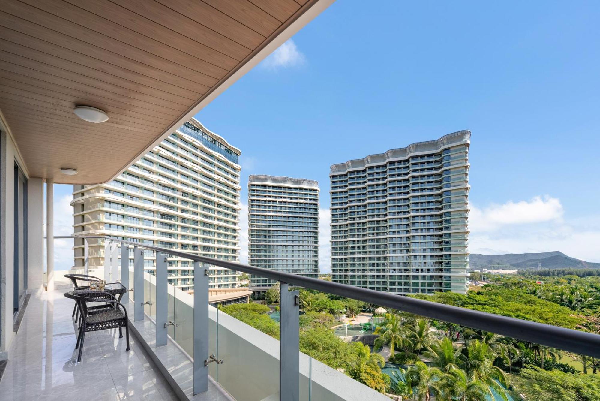 Puhai Sea View Apt By Hailan Tour At Sanya Yazhou Bay#Only 100 Meters To Beach And Sea Swimming Area Dış mekan fotoğraf