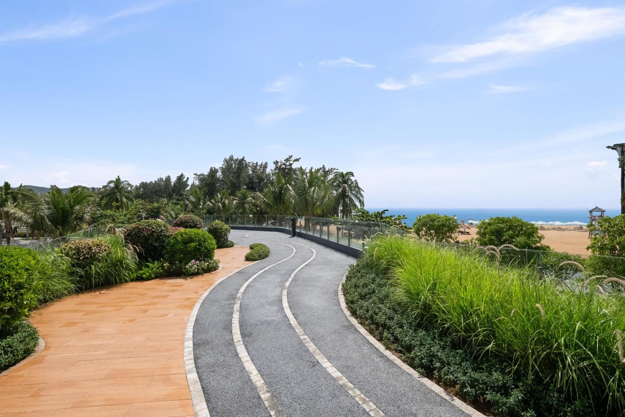 Puhai Sea View Apt By Hailan Tour At Sanya Yazhou Bay#Only 100 Meters To Beach And Sea Swimming Area Dış mekan fotoğraf
