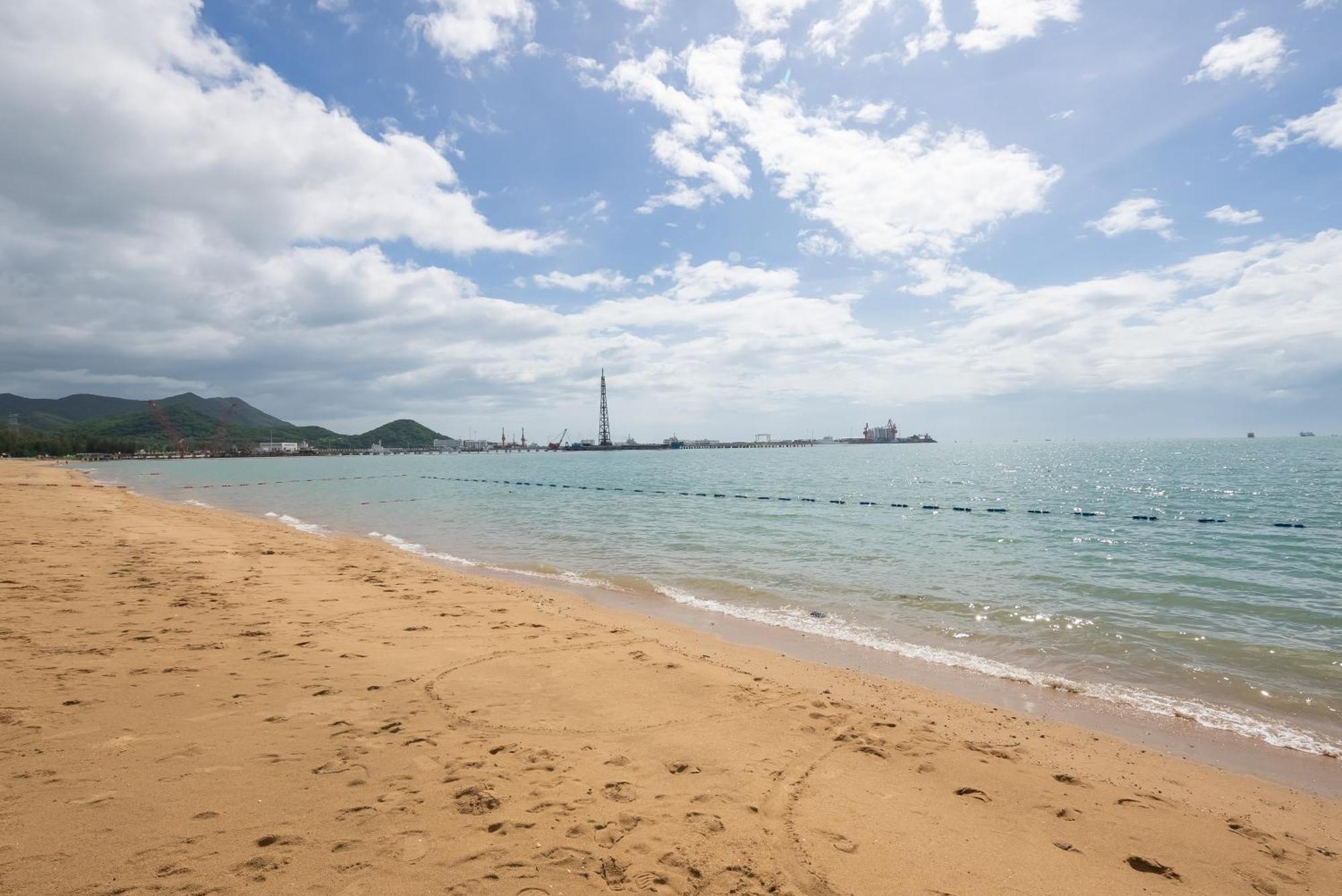 Puhai Sea View Apt By Hailan Tour At Sanya Yazhou Bay#Only 100 Meters To Beach And Sea Swimming Area Dış mekan fotoğraf